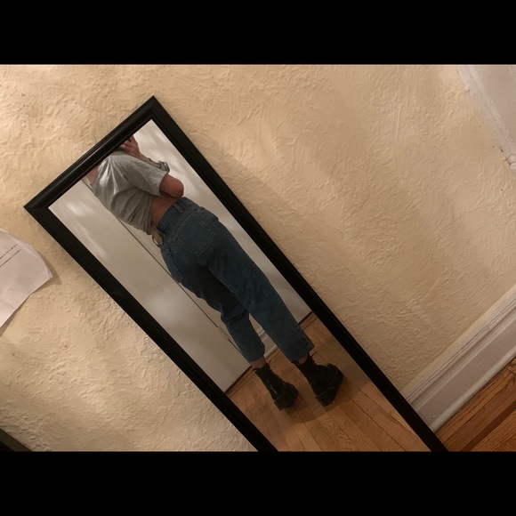High waisted Levi’s jeans - Picture 2 of 6